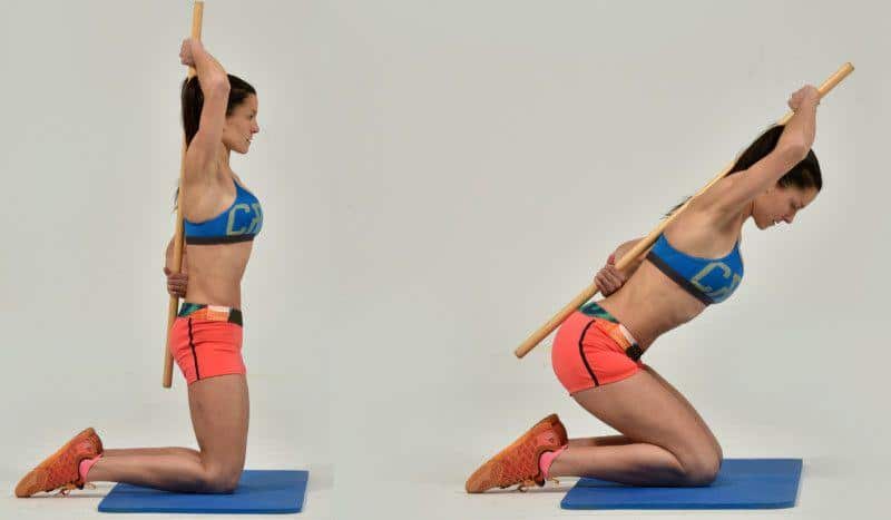 The kneeling hinge: the exercise to align your spine